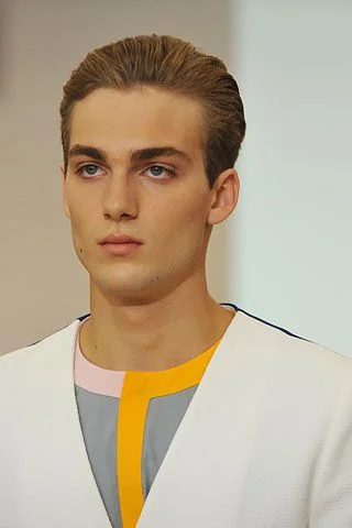 Look 3